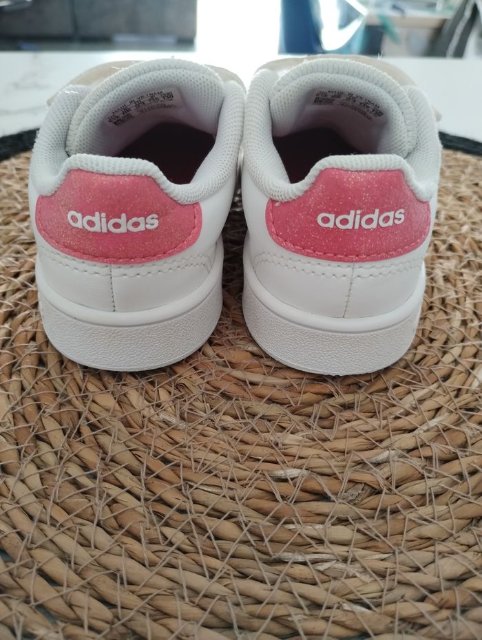 Baskets Adidas blanches et roses - photo numéro 7