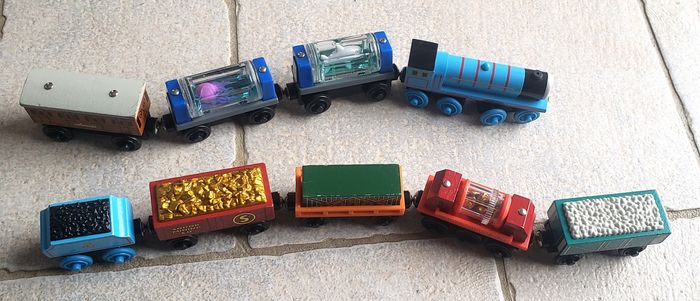 Locomotive et wagons - photo numéro 3