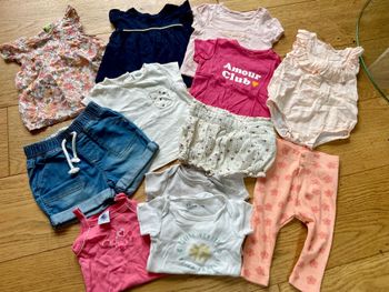 Lot vêtements bébé fille / 6 mois