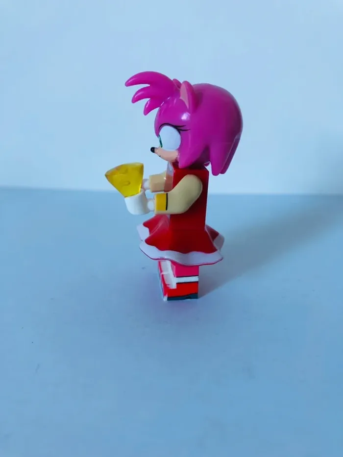 Figurine type lego Sonic. Sonic - photo numéro 2