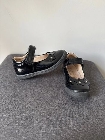 🥿Jolie chaussures à scratch tous les jours ou cérémonie fille en cuir - taille 24 - FPC- bon état