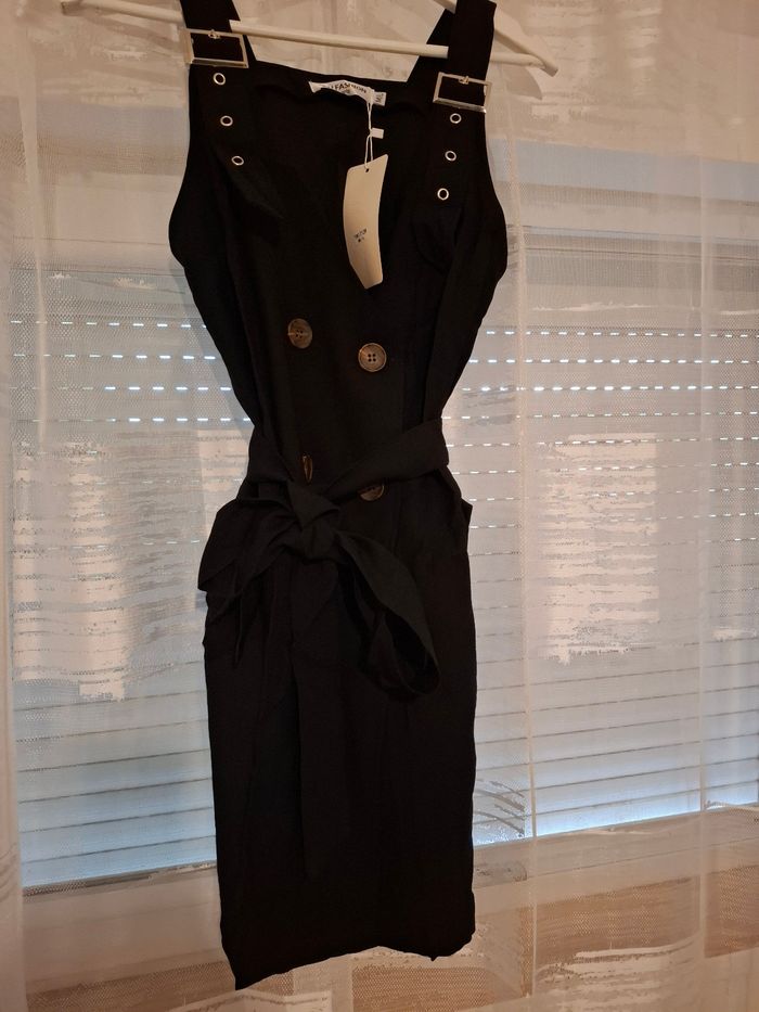 Robe femme - photo numéro 2