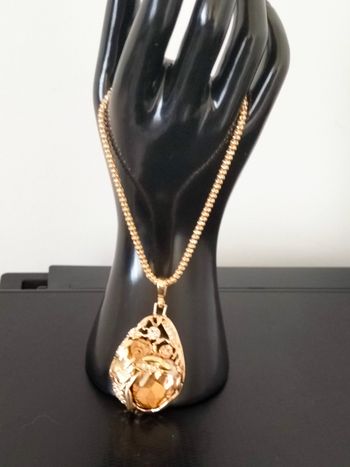 Collier long avec son pendentif glamour incrusté de pierre et strass neuf longueur 68 cm + extension
