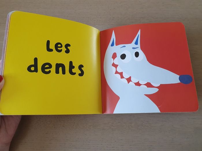 Livre Maxiloup l'imagier des petits loups - photo numéro 4