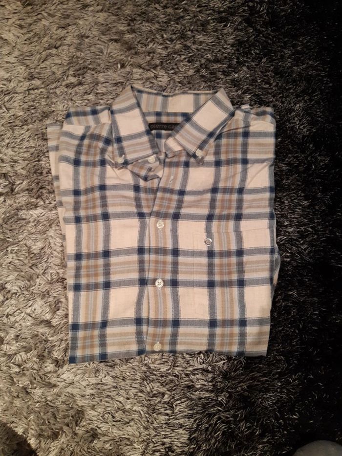Vends chemise à carreaux