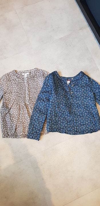 Lot 2 blouses okaidi 5 ans