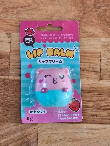 Lip balm fraise baume à lèvres Neuf