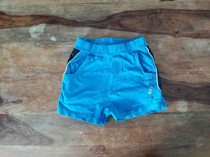 Lot de vêtements garçon 4 ans - photo numéro 6