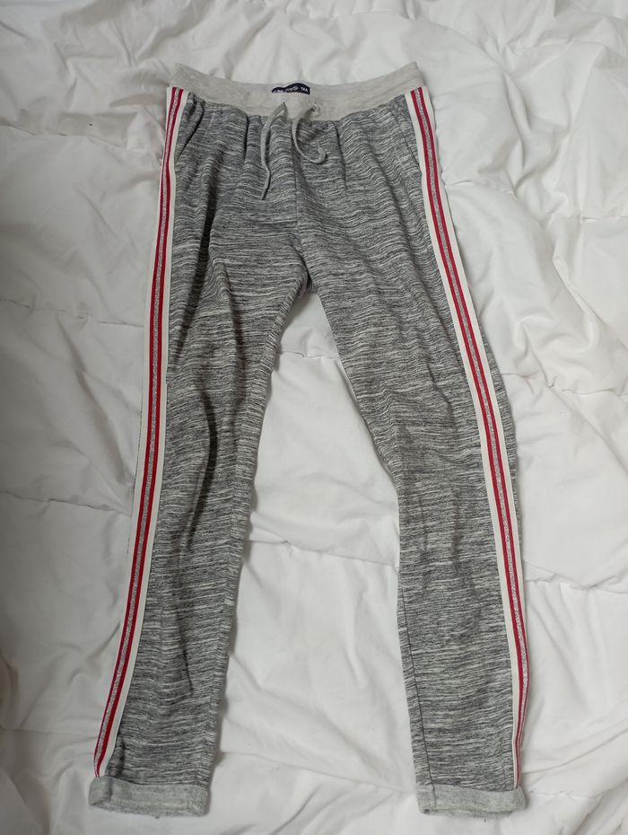 Bas de jogging gris 14 ans neuf 3€