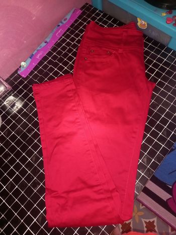 Pantalon rouge xs 34 14ans