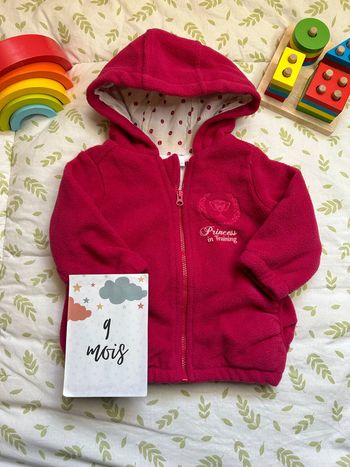 gilet zippé polaire à capuche rose foncé 9 mois tex