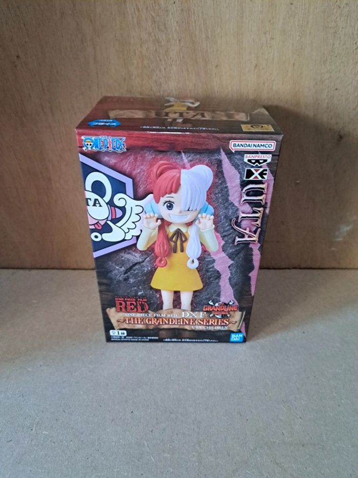 Uta figurine one piece red banpresto
