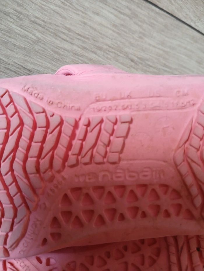 Chaussures d'eau taille 19/20 - photo numéro 3