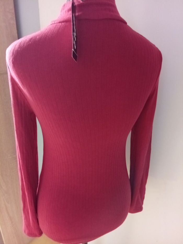 Joli col roulé - photo numéro 3