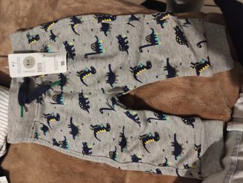 Lot 3 pantalon neuf