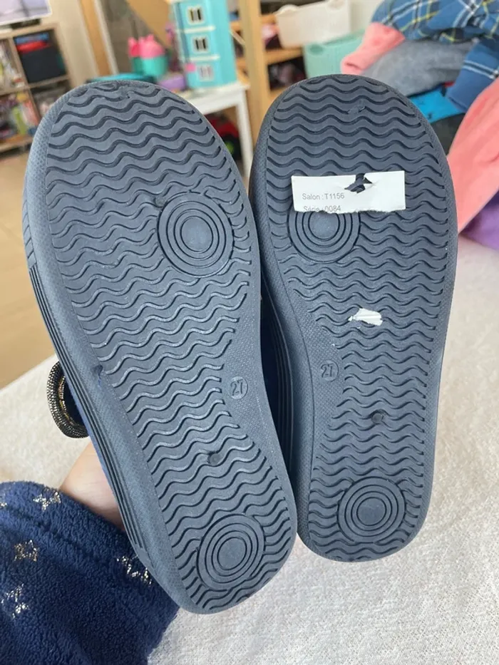 Chaussons, Disney, wish 27. Neuf. - photo numéro 5