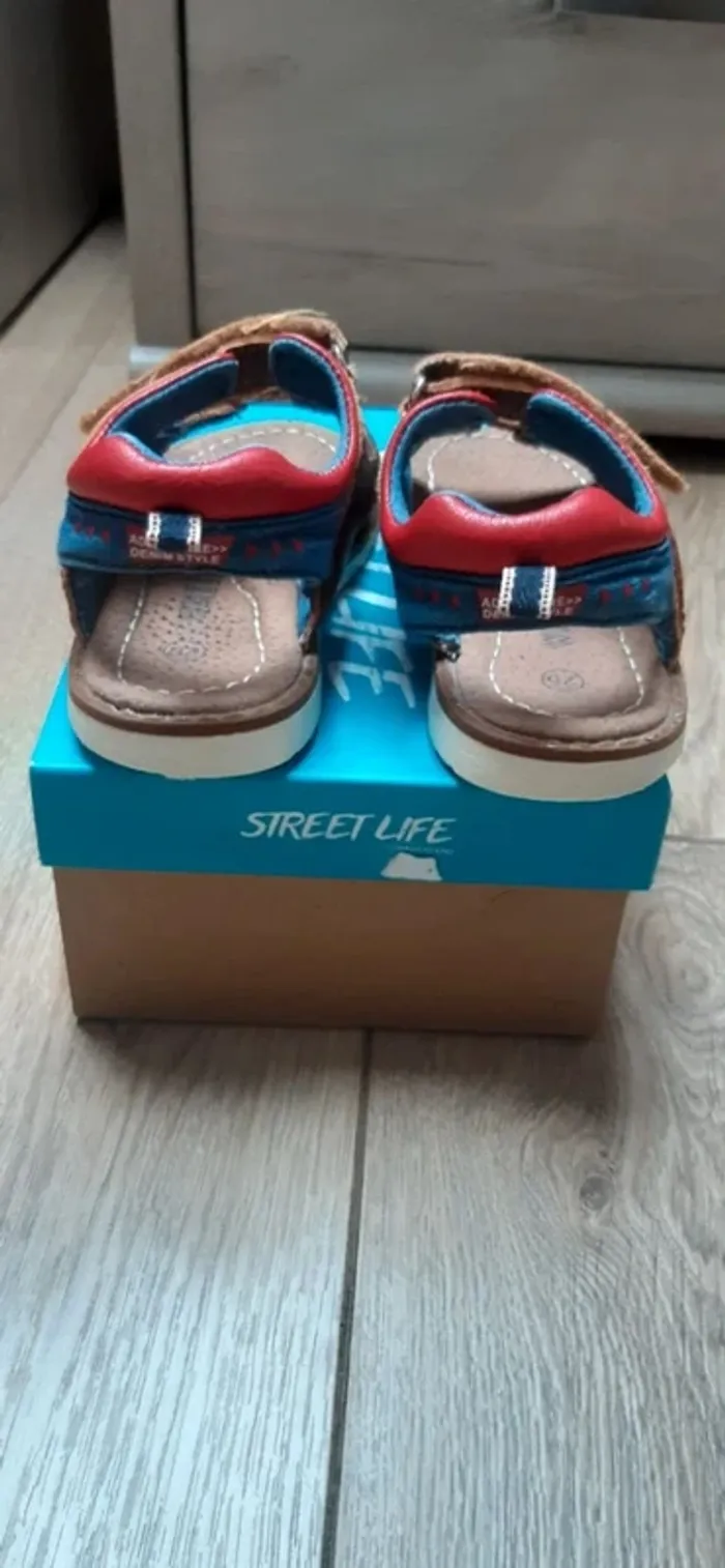 Chaussures sandales / nu-pieds pointure 26 - photo numéro 5