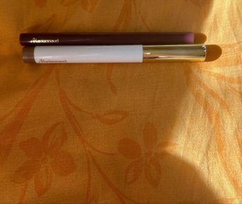 Eye liner + fard à paupières stick marionnaud 