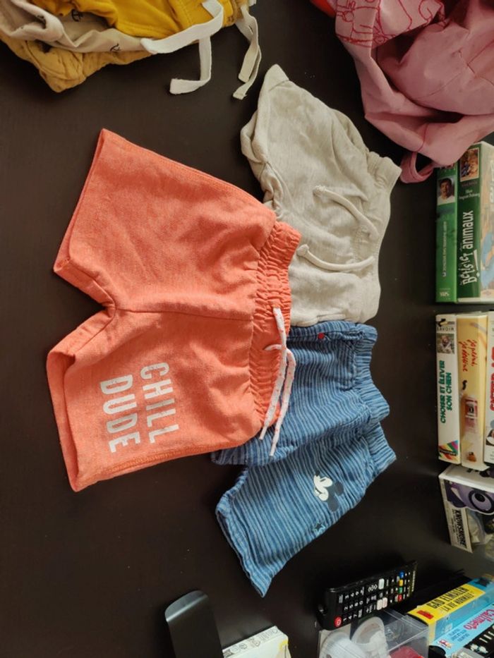 3 short 3-6mois