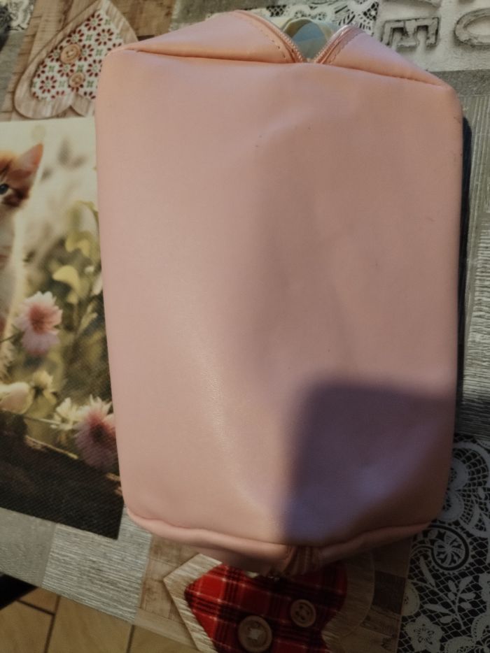 Trousse de toilette - photo numéro 3