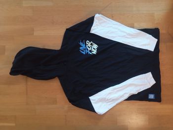 T-shirt avec capuche enfant 