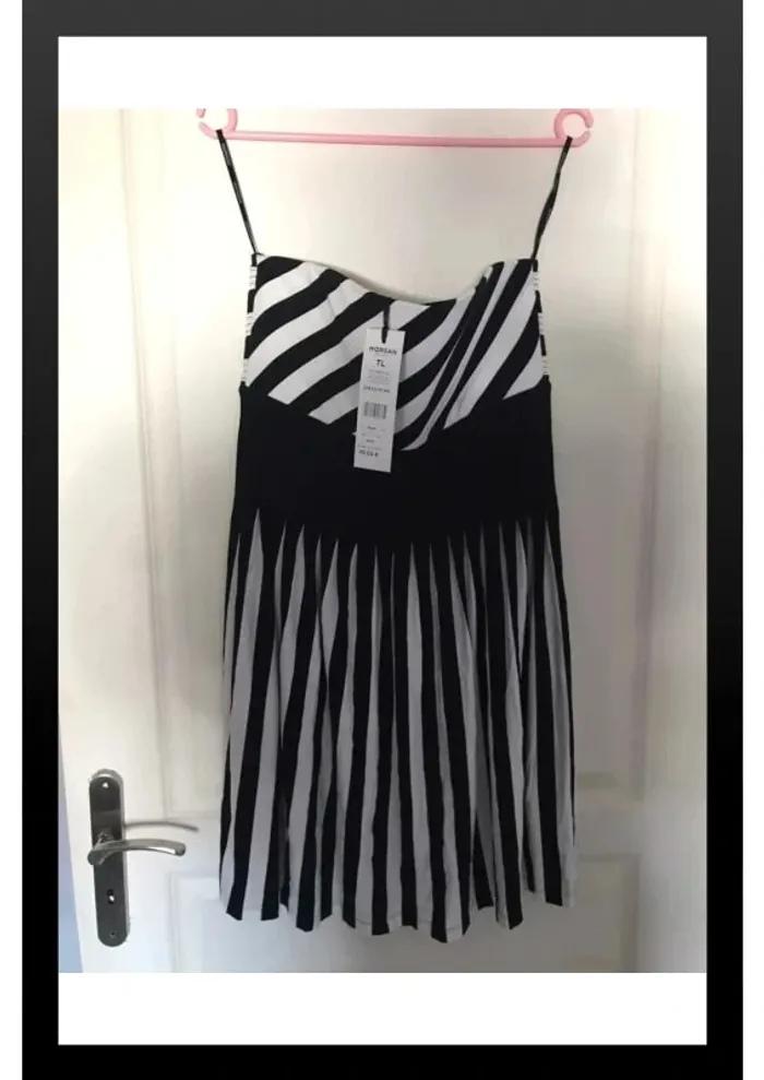 Superbe robe Morgan