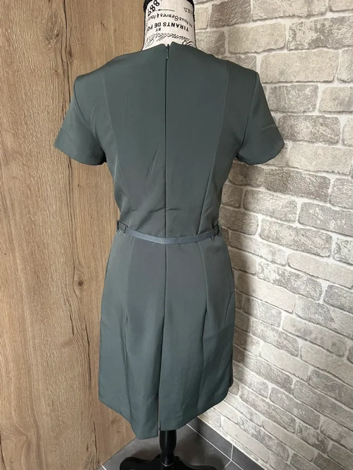 Robe élégante avec ceinture taille 38 - photo numéro 4