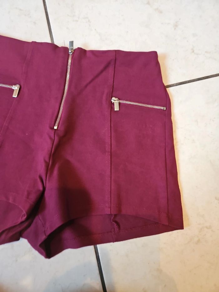 Short bershka 36 rouge - photo numéro 2