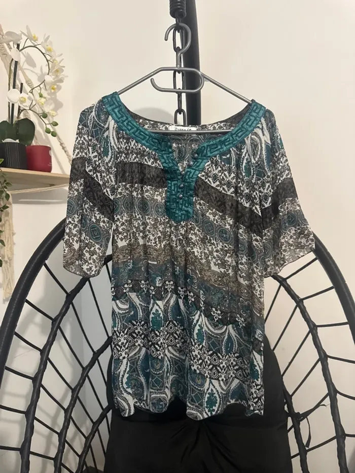 T-shirt femme léger – Taille L/XL, confort et style