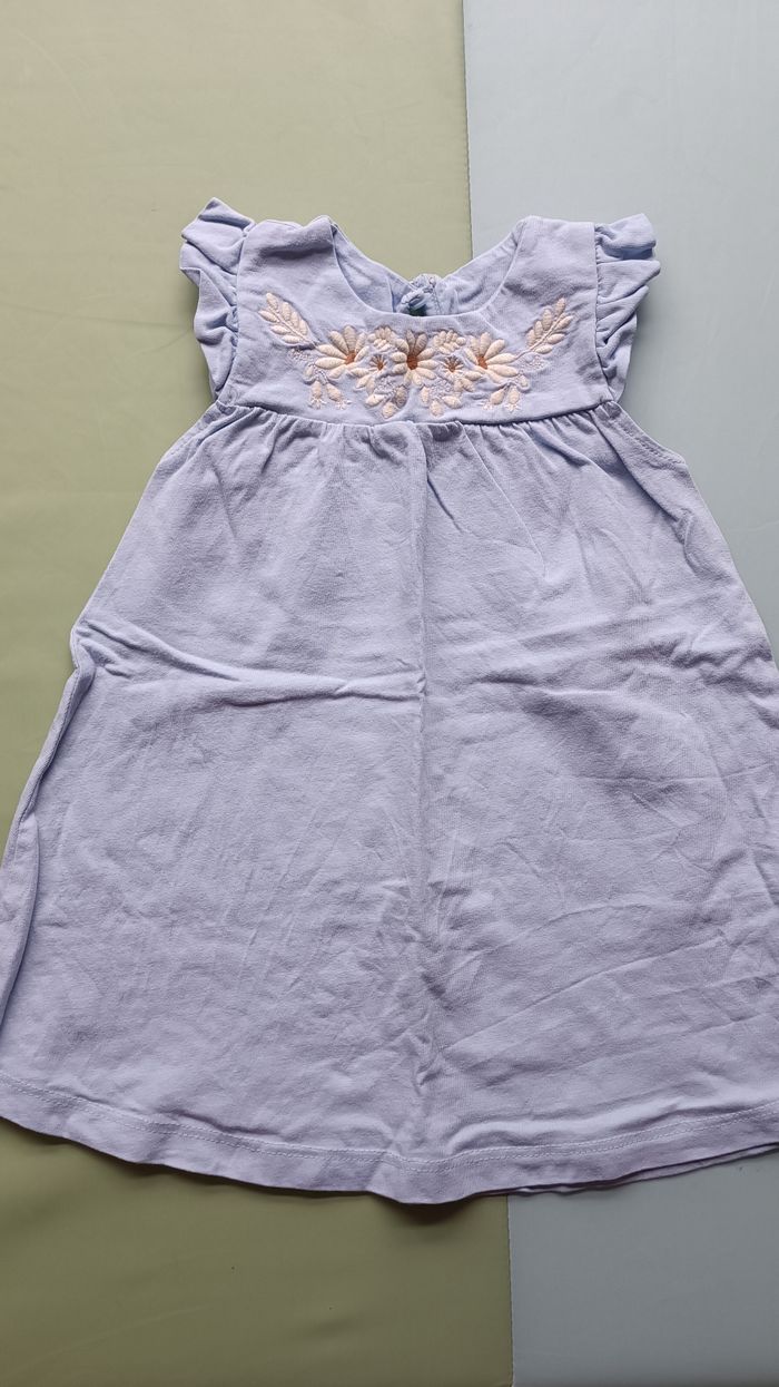 Lot 6 robes taille 12 mois - photo numéro 6