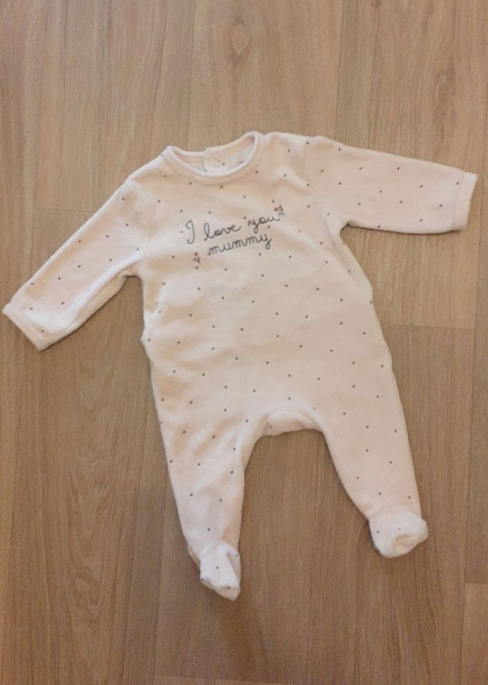 Pyjama kiabi rose 3 mois