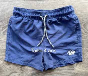Maillot short de bain taille 4 ans Kiabi