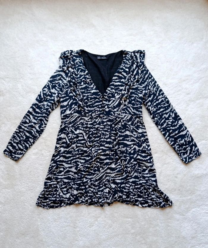 Robe Zara noir et blanc M manches longues légère fluide - photo numéro 5