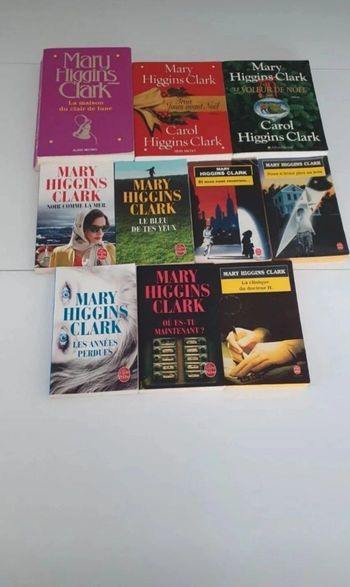 Lot de 10 livres de Mary Higgins Clark