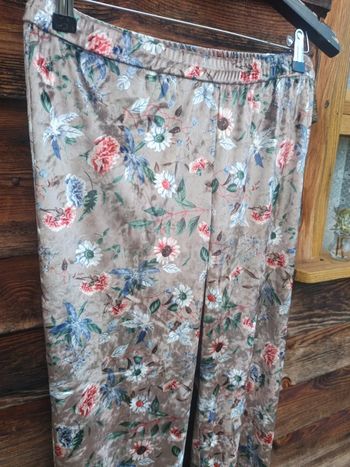 Pantalon à fleurs Camaïeu état impeccable prix fixe