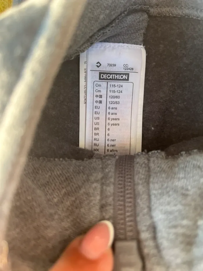 Veste de sport taille 6 ans couleur gris - photo numéro 3