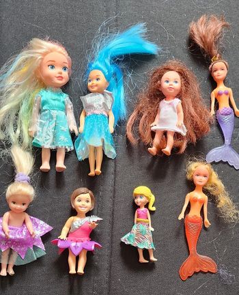 Lots de 8 barbies