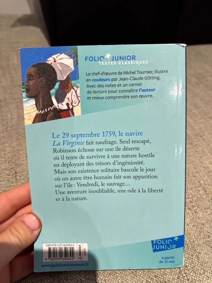 Livre vendredi ou la vie sauvage - photo numéro 2