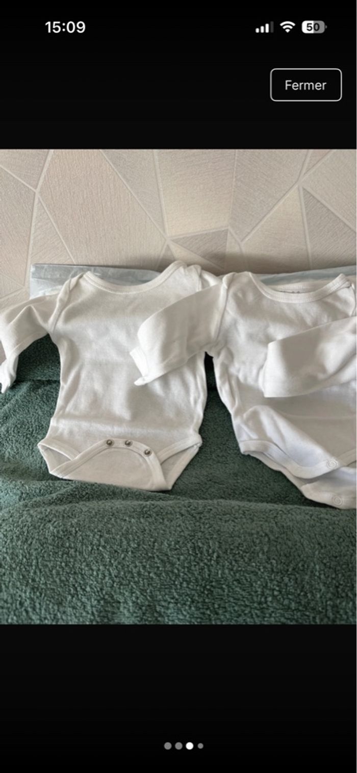 Vêtement fille en taille 1 mois 9 articles - photo numéro 3
