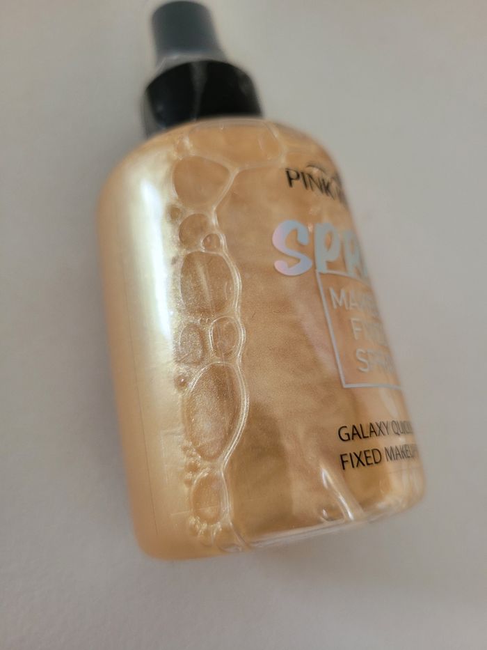 Spray pailleté - photo numéro 2