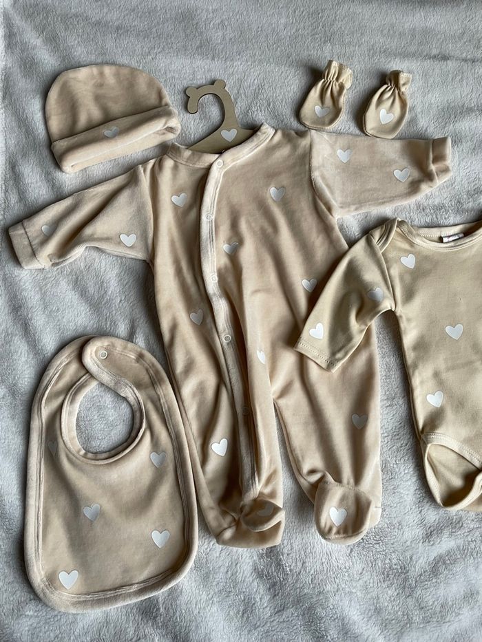 Ensemble cœur beige - photo numéro 2