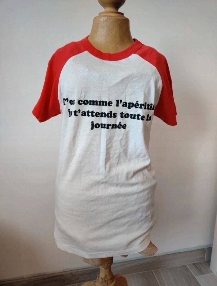 Tee-shirt message