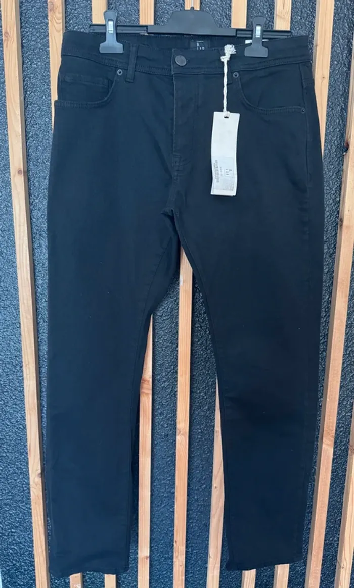 Jean Denim LAB Homme - Coupe Droite Classique - W34=42/44 - Neuf avec Étiquette - photo numéro 3