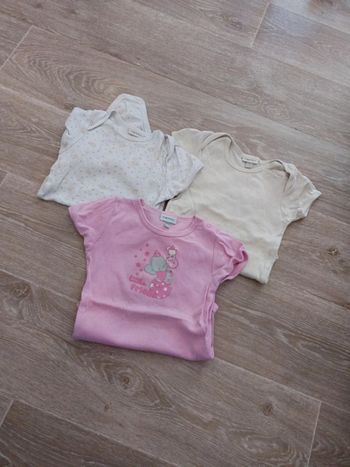 Lot bodies demi manches