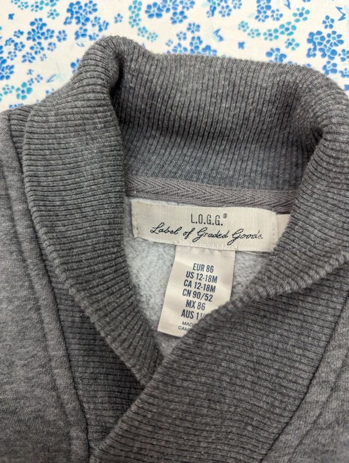 Gilet en sweat gris H&M 12-18 mois - photo numéro 3