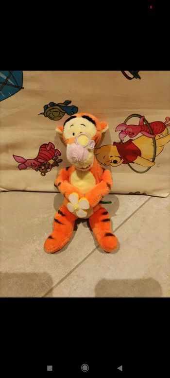 Peluche tigrou disney