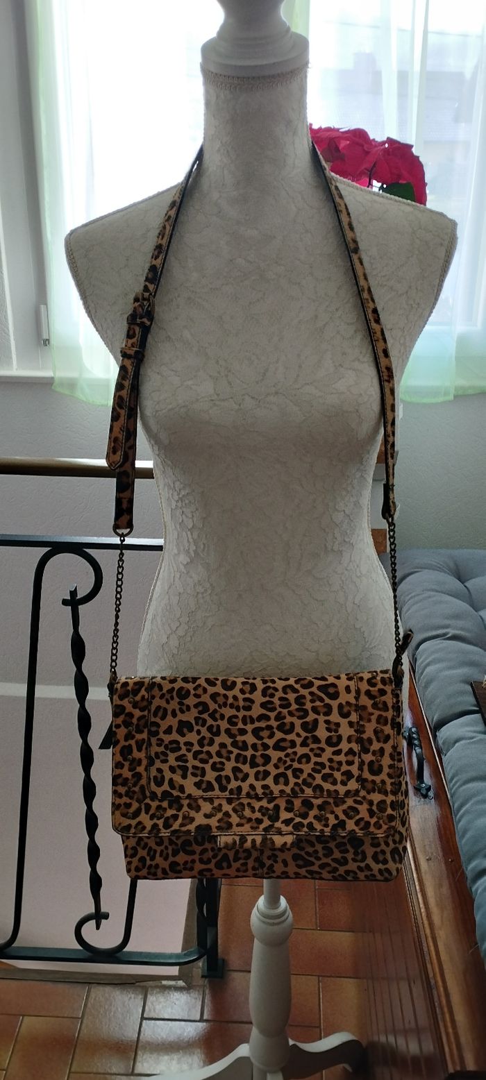 Sac bandoulière léopard cuir
