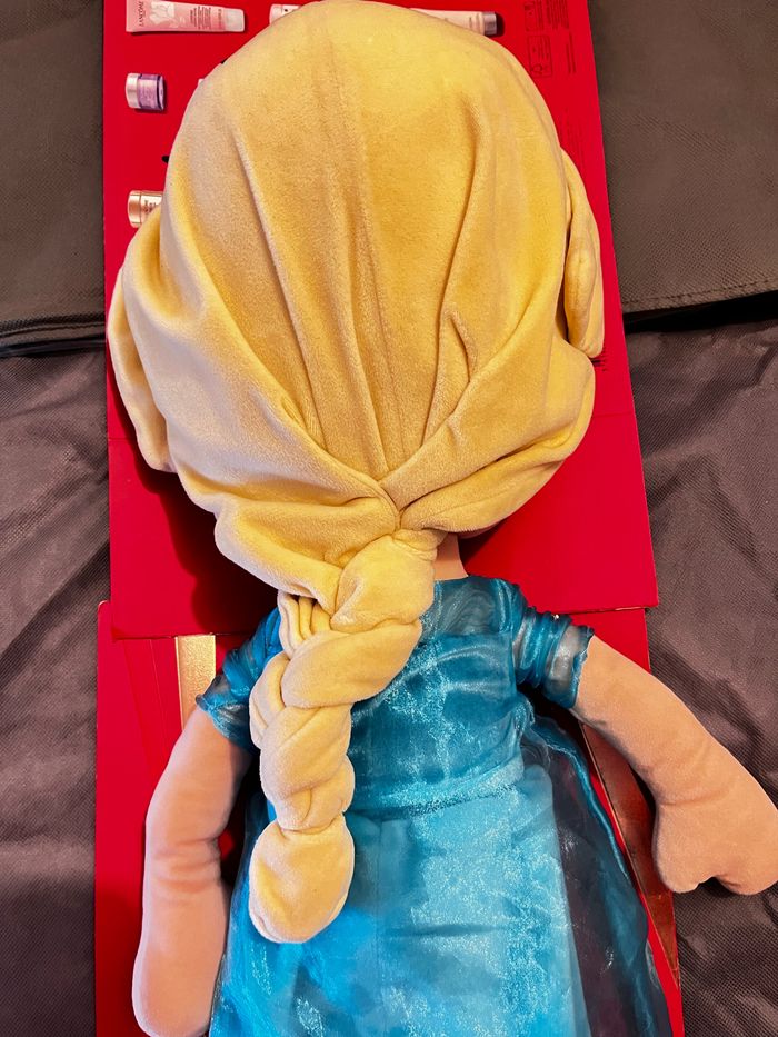 Grande Poupée peluche la reine des neiges : - photo numéro 4