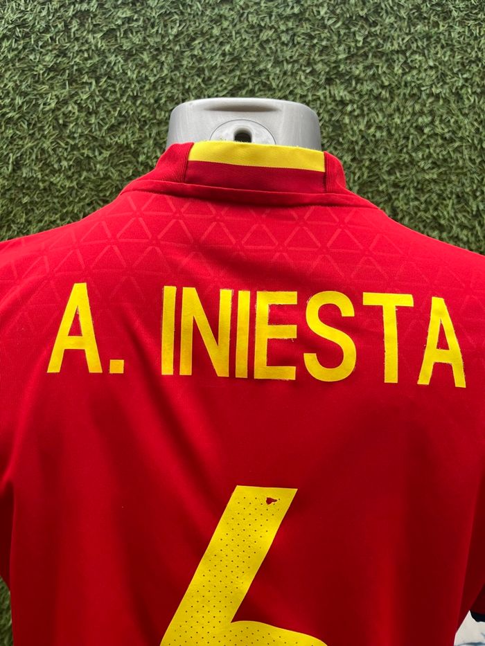 Maillot iniesta Espagne - photo numéro 3