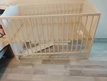 Lit bébé jusqu'à 3ans ikea